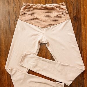 CUTEST pink olympia active leggings